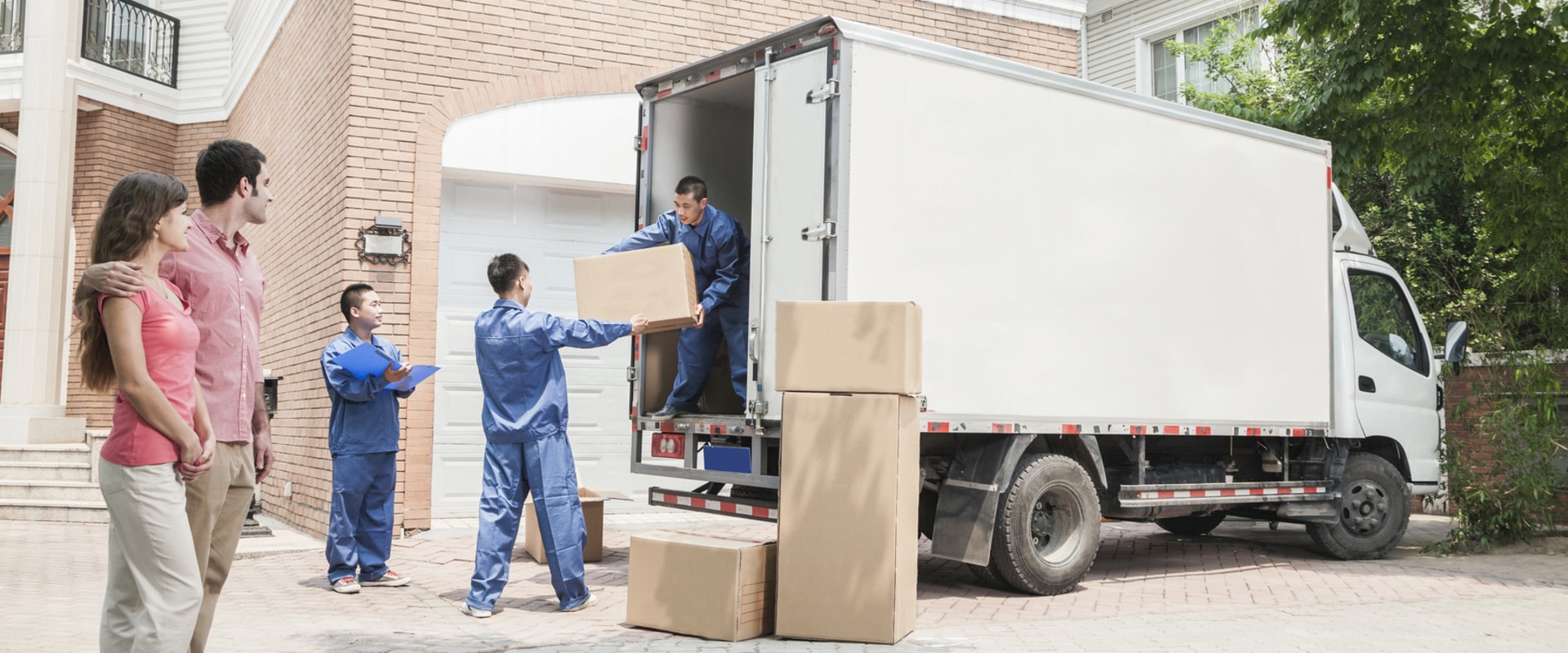 Moving with an Insured Mover in Chicago
