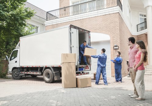 Moving with an Insured Mover in Chicago